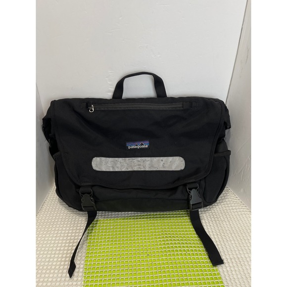 timbuk2 commute messenger bag dark brown Flight Classic Bag, S, Jet Black Color:Herschel Trekking Green / Tan Croco Embossed Lululemon side-cinch shopper bag performance fabric
